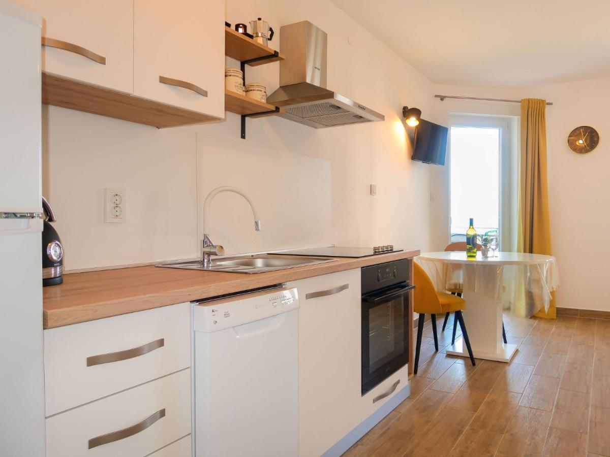 Apartment Marija - Vrb100 By Interhome Vrbnik Eksteriør billede